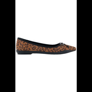 Aerosoles Women's Dumas Point Toe Flats Leopard Print - Medium
